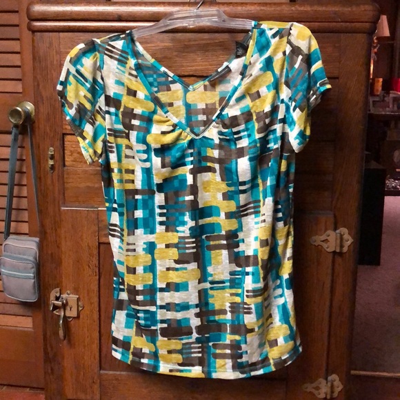 Top - Picture 2 of 4